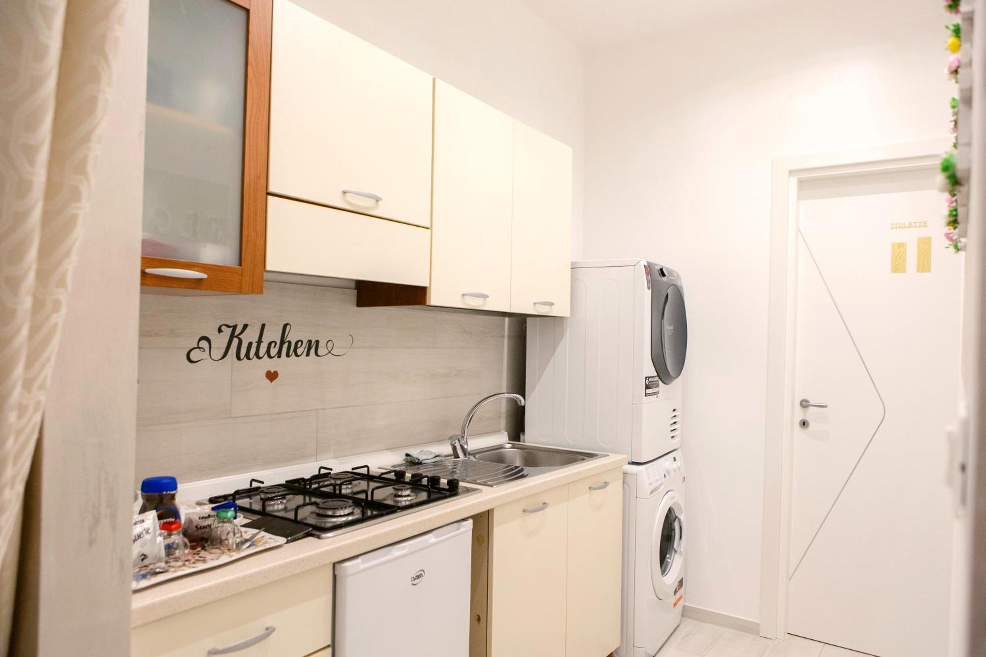 Flower'S House 24 - Central Apartment - Molfetta Extérieur photo